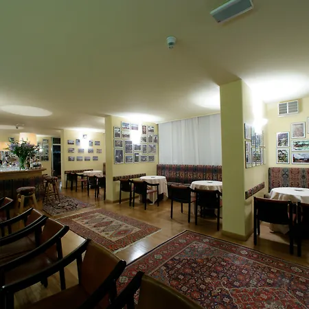 Hotell Greif 5*